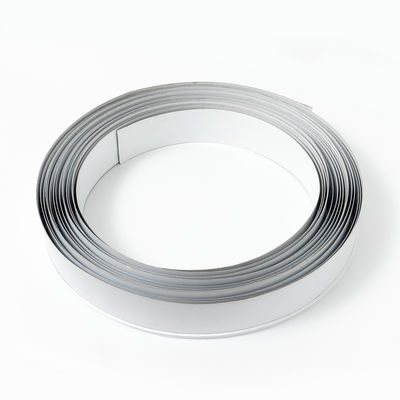 लंबे समय तक चलने वाले साइनेज के लिए टिकाऊ चैनल लेटर ट्रिम कैप चैनल लेटर एज