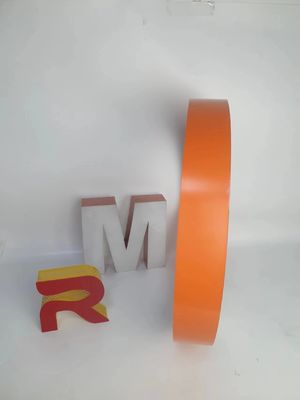 फ्लैट प्रसंस्करण विधि काले एल्यूमीनियम चैनल पत्र कॉइल एल्यूमीनियम कॉइल