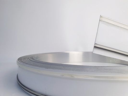 चौड़ाई 11 सेमी 12 सेमी चैनल लेटर ट्रिम कैप एल्यूमीनियम पीवीसी चैनल सामग्री