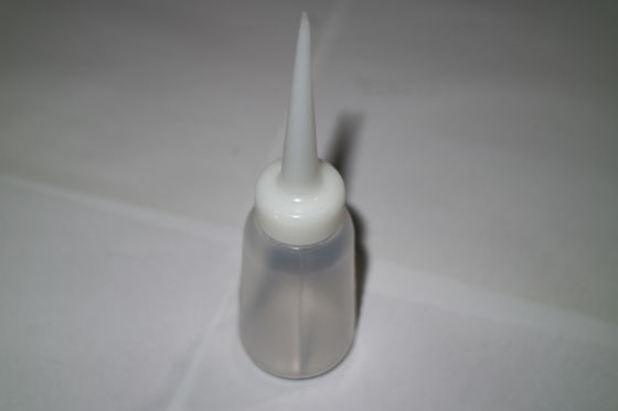 पारदर्शी चैनल पत्र बनाने के उपकरण ए एंड बी गोंद तरल पारदर्शी चैनल पत्र चिह्न बंधा हुआ