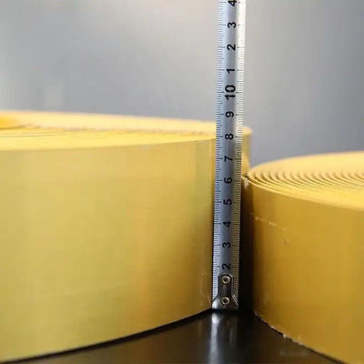 एल्यूमीनियम कठोरता एल्यूमीनियम मिश्र धातु कॉइल के साथ ब्रश सोने एल्यूमीनियम ट्रिम टोपी