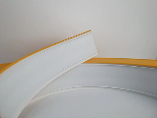 हाथ से झुकने वाली एल्यूमीनियम मिश्र धातु कॉइल एल्यूमीनियम चैनल कॉइल पीला एल्यूमीनियम कठोरता