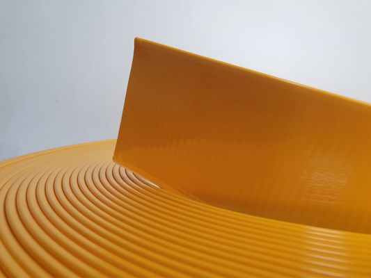 चैनल पत्र एल्यूमीनियम ट्रिम कैप के साथ 70 मिमी चौड़ाई में पीला एल्यूमीनियम चैनल पत्र